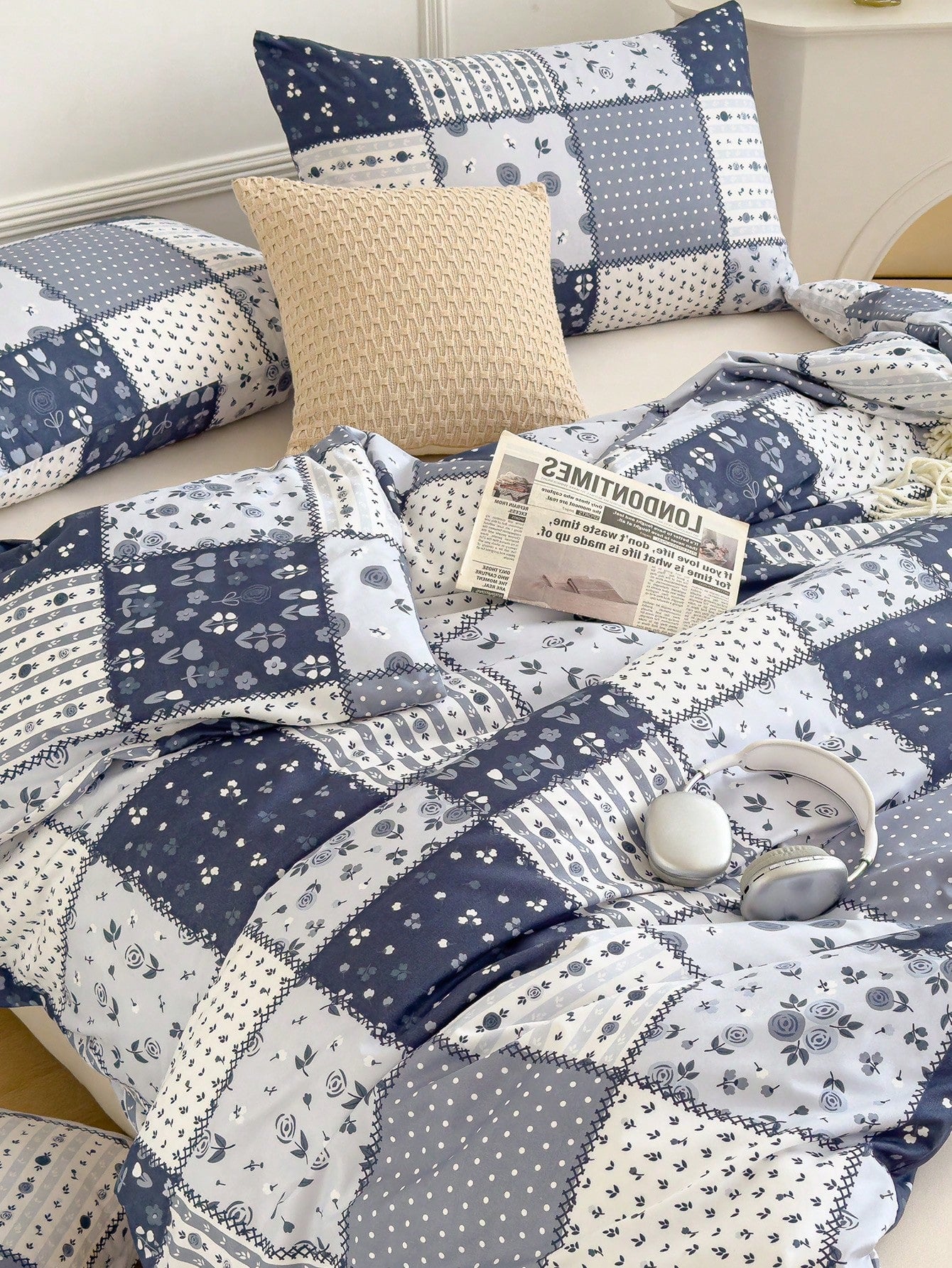 Bring a burst of floral fun to your bedroom with this soft duvet cover set! Available in 2 or 3 pieces and sizes from Twin to King, it’s the perfect affordable way to refresh your space. Cozy, colorful, and easy to mix and match—your bed just got a whole lot happier!