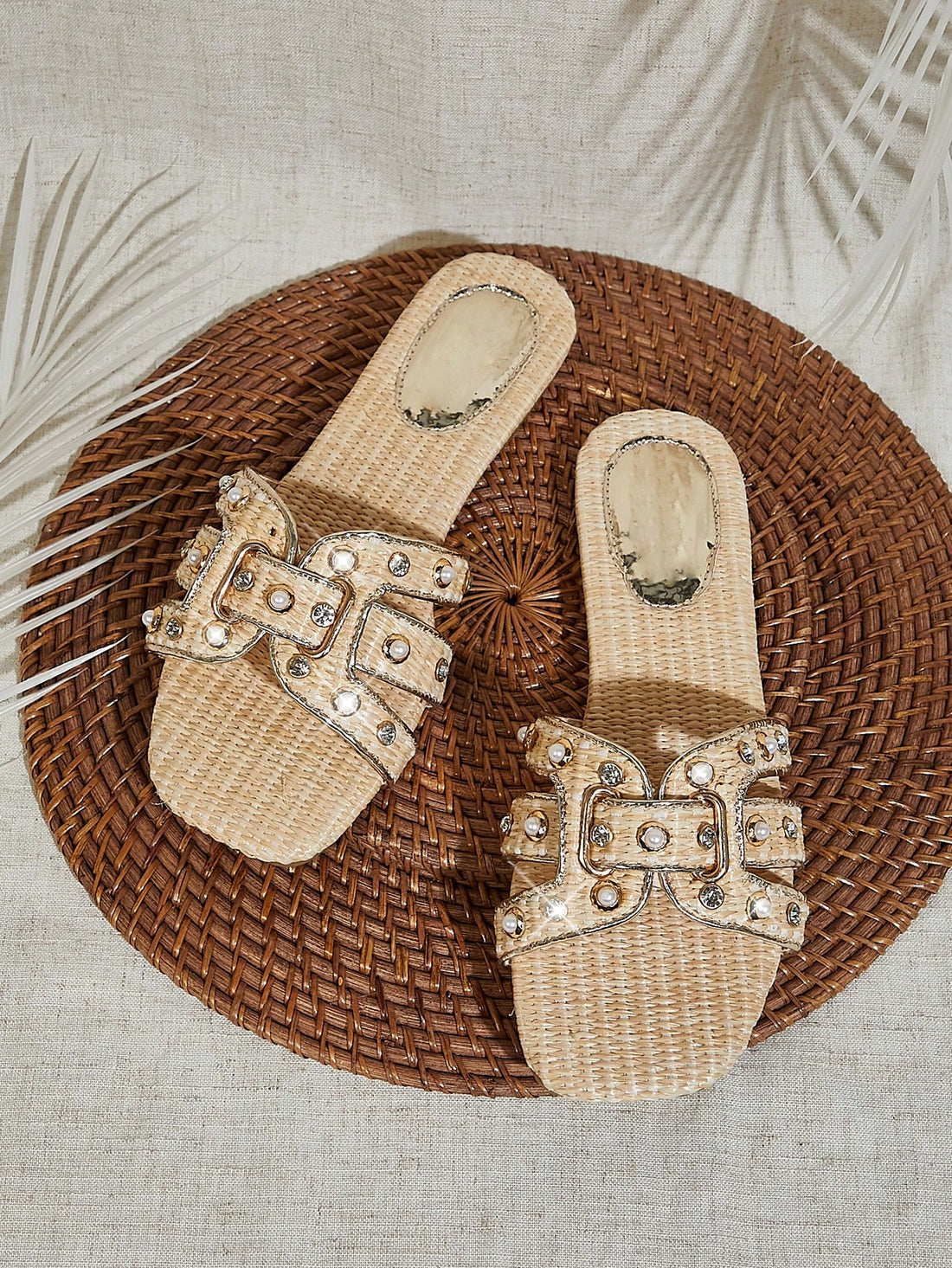 Step into stunning style with these Glamorous Pearl and Rhinestone Spring Sandals for Women. These sandals are the perfect addition to your vacation and Easter wardrobe. Featuring elegant pearls and sparkling rhinestones, these sandals will add a touch of glamour to any outfit. Don't miss out on the perfect combination of style and comfort!