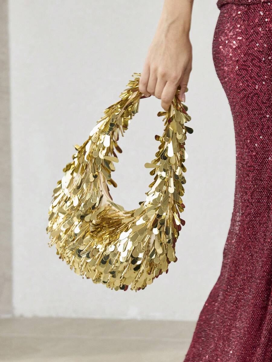 Make every special occasion shine with this glossy beaded sequin tote bag for women. Designed with sparkling sequins, intricate beadwork, and elegant tassel details, this statement handbag brings glamorous style to weddings, parties, banquets, and evening events.