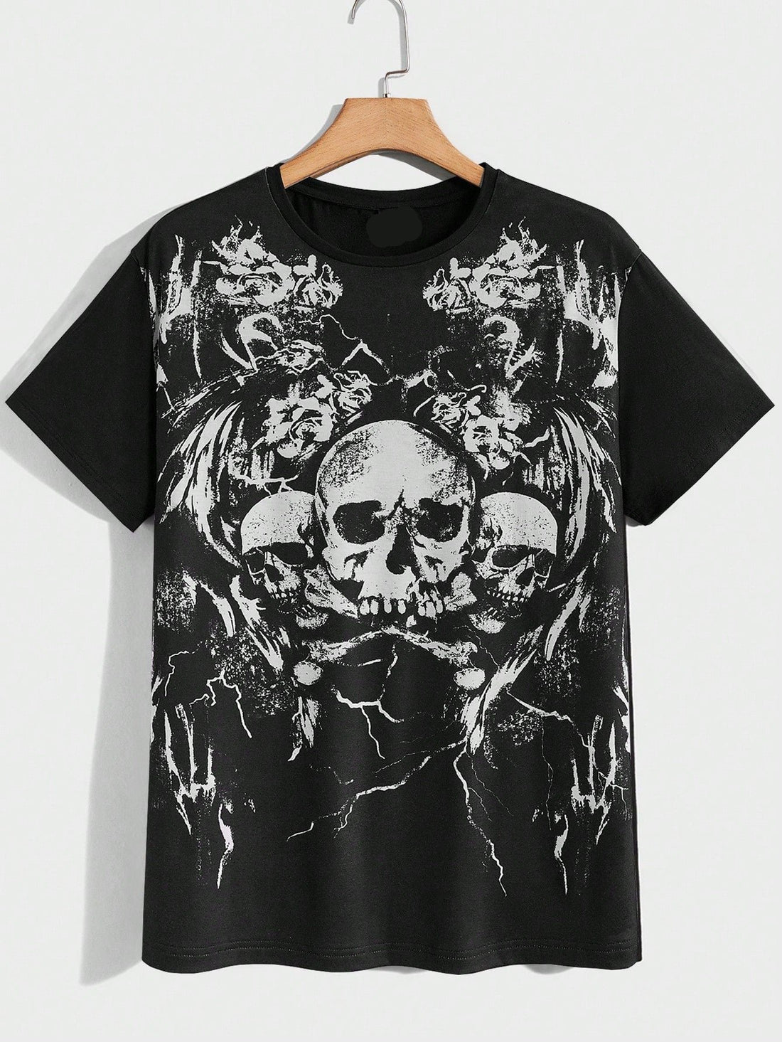 Unleash your dark side this Halloween with our skull pattern print t-shirt for men. Made with high-quality material and a unique design, this t-shirt is perfect for adding a subtle yet edgy touch to your attire. Embrace your inner darkness and stand out from the crowd with this stylish and daring t-shirt.