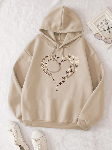 Stay cozy and stylish this winter with our Heart & Butterfly Print Plus Size Thermal Hoodie. The thermal material will keep you warm, while the heart and butterfly print adds a touch of whimsy to your outfit. Perfect for those looking for a fun and comfortable option for the colder months.