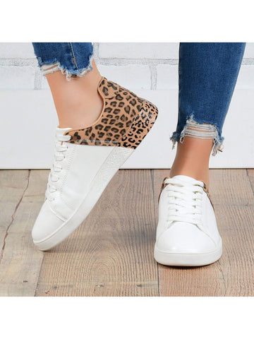 Stay comfortable and fashionable in Lace Up in Style: Women's Sneaker. Featuring a chic lace-up design, these sneakers offer both style and comfort in one shoe. The perfect choice for any outfit, these sneakers provide the best of both worlds.