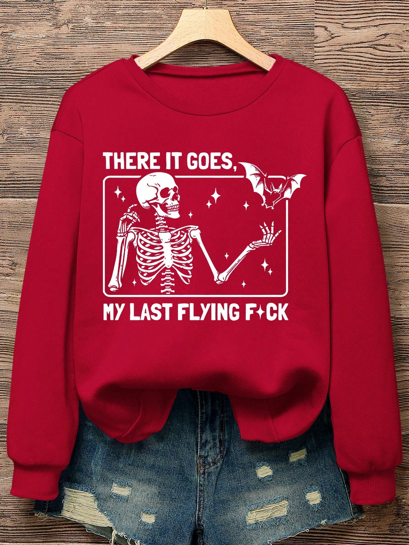 Stay comfortable and stylish on all your travels with the Last Flight Oversized Drop Shoulder Sweatshirt! Made for travel lovers, this cozy statement piece will keep you warm with its oversized fit and drop shoulder design. Perfect for any adventure, whether it's a long flight or a day of exploring.