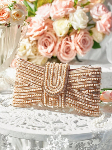 Elevate your style with our Luxe Glam Clutch, the perfect accessory for special occasions. This elegant evening bag exudes luxury and sophistication, adding a touch of glamour to any outfit. Impress and inspire with this must-have accessory.