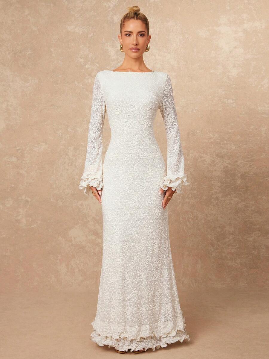 Experience the breathtaking fusion of neoclassical elegance and sharp, modern architectural tailoring. This stunning bodycon ensemble is meticulously designed for the woman who values a high-fashion, "quiet luxury" approach to seasonal dressing—the ultimate centerpiece for prestigious summer parties, exclusive weddings, and high-authority social gatherings.