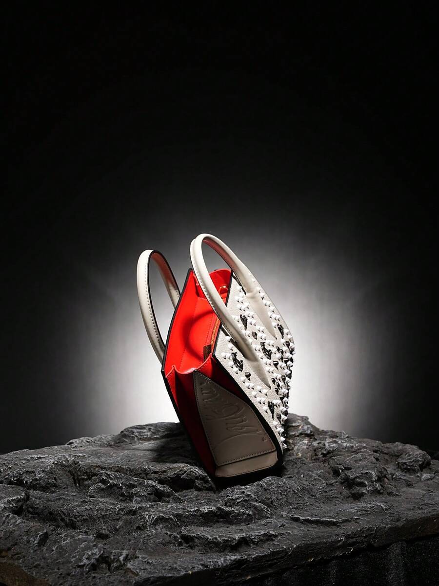 Elevate your everyday style with this chic square handbag that's equal parts sophisticated and fun. Crafted in pristine white, this medium tote strikes the perfect balance between spacious and sleek—roomy enough for your essentials, compact enough to feel effortlessly elegant. The customizable logo option lets you add a personal touch that's uniquely yours, making it the ideal accessory for anyone who refuses to blend in. Whether you're heading to brunch, the office, or weekend adventures, this luxury piece