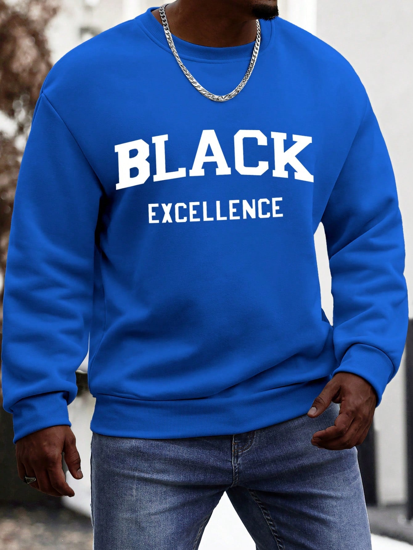 Effortlessly elevate your everyday style with the Manfinity Homme Casual Minimalist Pullover Sweatshirt. Made from high-quality materials, this sweatshirt not only boasts a sleek and minimalist design, but also provides comfort and versatility for any occasion. Upgrade your wardrobe and stand out with this must-have piece.