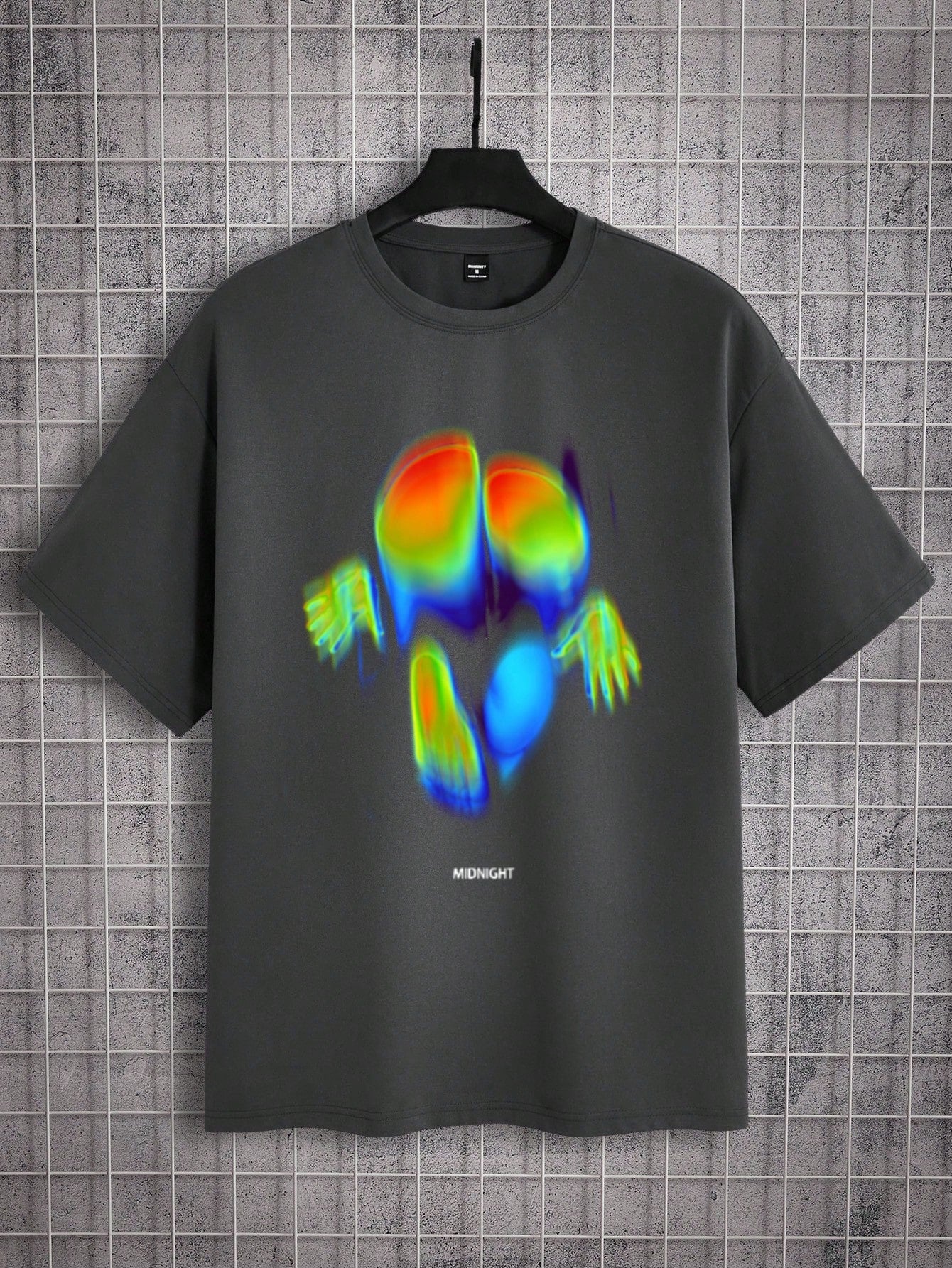 The Men's Bold Abstract Letter Print Wide Shoulder Short Sleeve T-Shirt is a stylish choice for any man's wardrobe. Featuring a unique abstract letter print and wide shoulder design, this short sleeve t-shirt is both trendy and comfortable. 