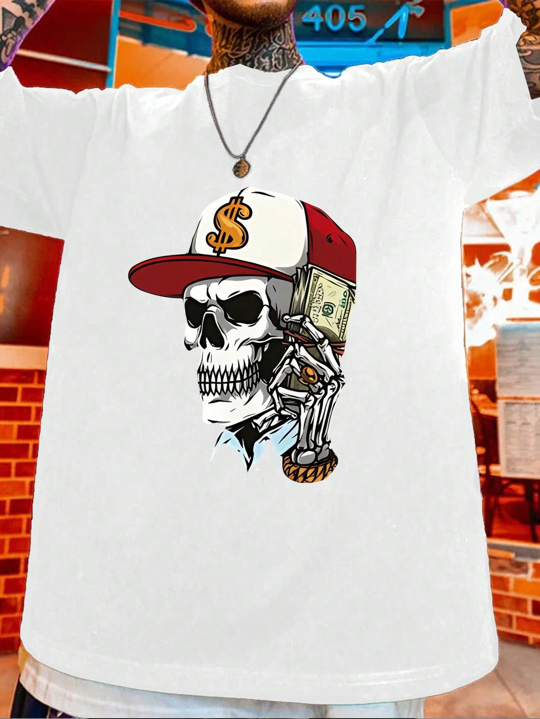 Make a bold statement with our Men's Casual Knife Skull Print T-Shirt! This eye-catching round neck top brings edgy vibes to your warm-weather wardrobe. Perfect for turning heads at summer barbecues or spring outings, this short-sleeve tee combines comfort with attitude. Wear it, dare it, scare it – your casual style just got a whole lot more interesting!