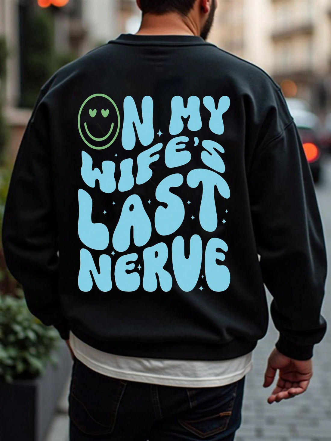 Smile through the chilly days with our Men's Casual Smiling Face Fleece Sweatshirt. With a trendy crew neck design, this sweatshirt is perfect for autumn weather. Stay warm and stylish while spreading joy with the playful smiling face graphic. A must-have for any casual wardrobe.