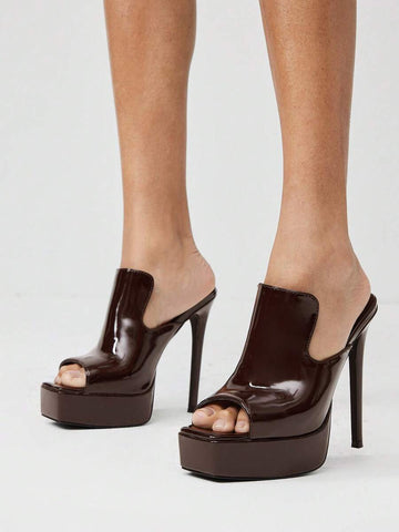 Make a bold statement with these Minimalist Ultra High Heel Sandals for Women, designed for women who love sleek, modern fashion with an elegant edge. Featuring a clean slip-on silhouette and striking ultra-high heels, these sandals create a sophisticated, leg-lengthening look that complements everything from cocktail dresses to tailored jumpsuits and evening gowns.