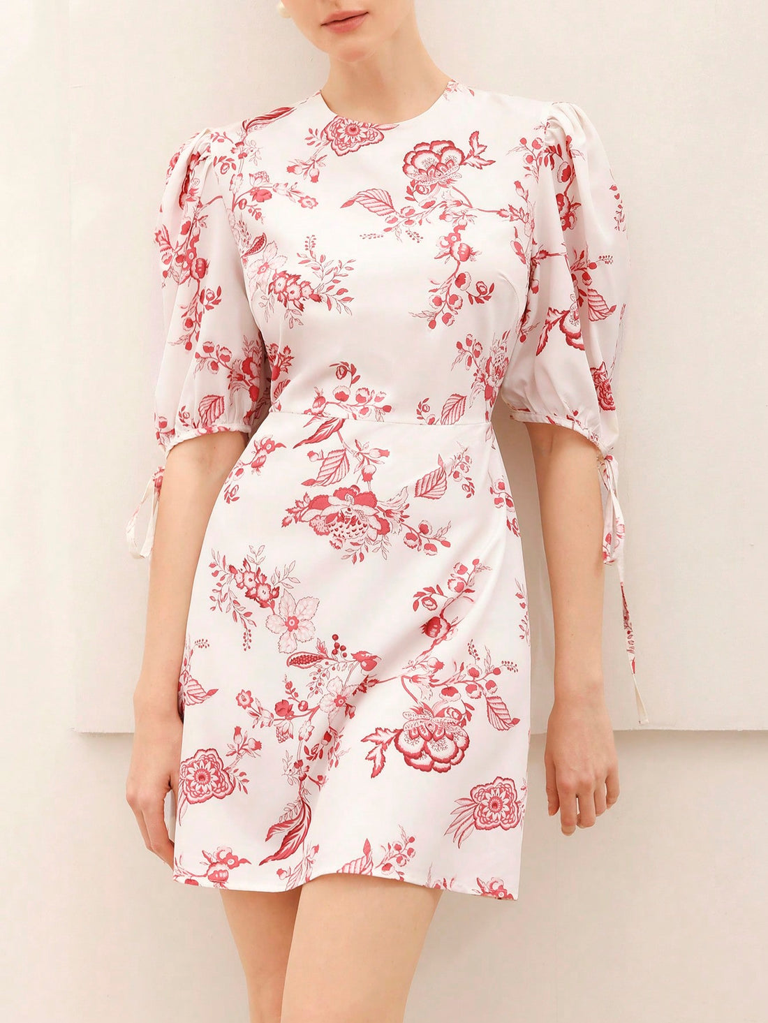 Step back in time with our New Retro French Chic Fresh-Style Dress, the perfect blend of timeless elegance and modern fashion. Embrace your inner chic with this playful and stylish piece that will make you stand out in any crowd. Don't miss out on adding this unique and fashionable dress to your wardrobe!