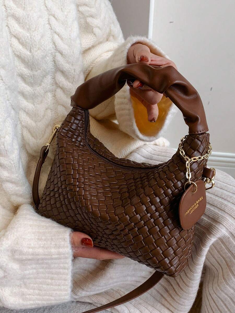 Refined, timeless, and effortlessly sophisticated, this Old Money braided two tone handbag for women is designed to elevate your everyday style. Featuring an elegant two-tone color palette and beautifully braided details, this versatile handbag captures the understated luxury of classic fashion while offering the practicality needed for modern living.