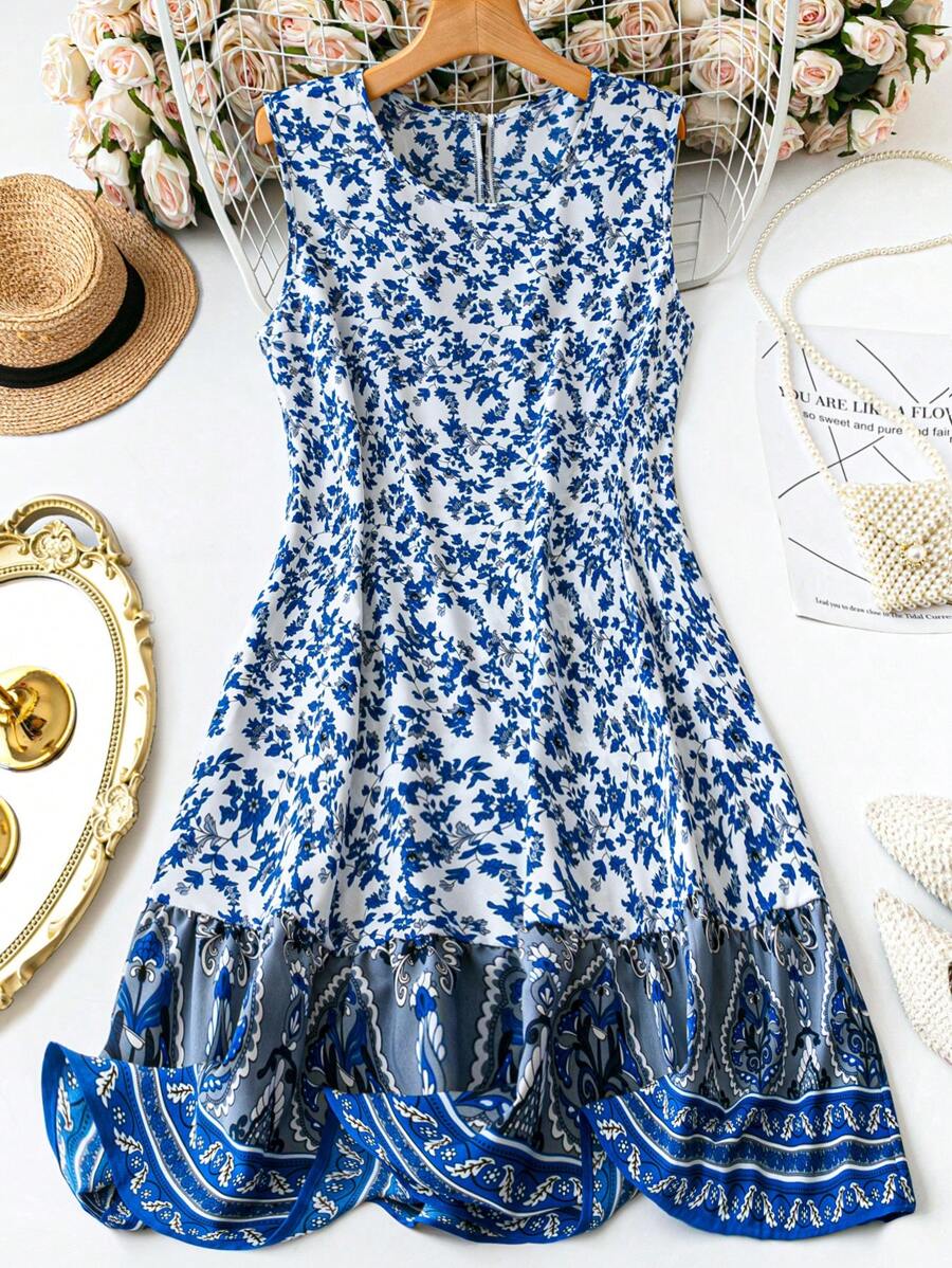 Step into summer with this playful plus size sleeveless dress featuring a charming blue and white porcelain print. Its breezy design keeps you cool and comfortable, making it an ideal choice for resort days or casual outings. Embrace effortless style and vibrant vibes wherever you go!