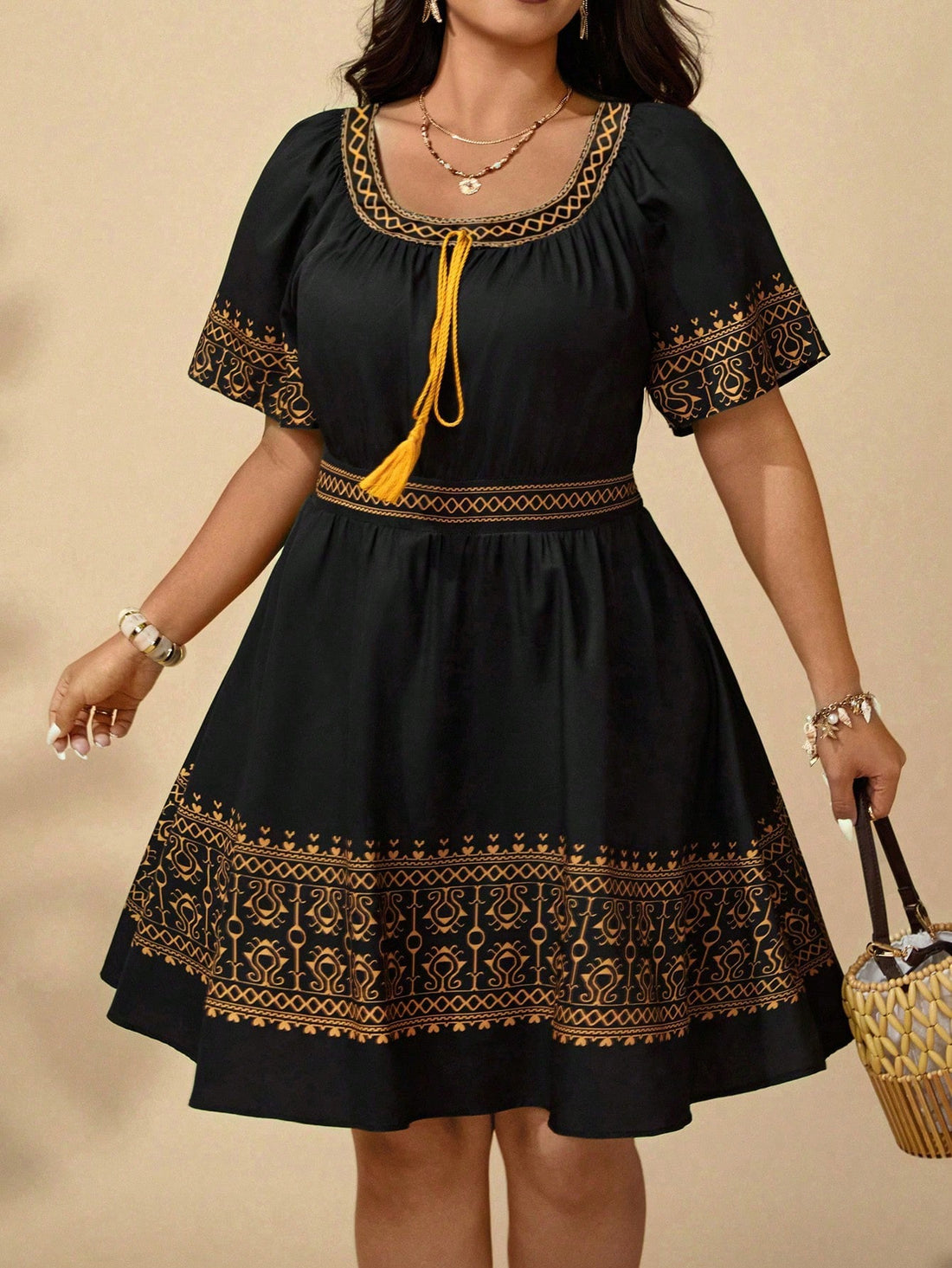 Step into sunny days with this playful plus size casual dress, featuring a charming retro print and a bright yellow tassel pendant. Perfect for spring and summer vacations, it combines comfort and style effortlessly, making every outing feel like a joyful escape.