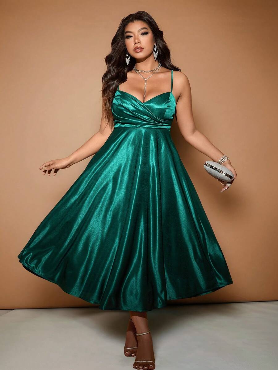 Turn heads in this Plus Size Elegant Satin Slip Dress, designed with a flouncy hem that dances with every step. Its smooth satin fabric adds a touch of luxury while providing a flattering fit that’s perfect for parties or special nights out. Embrace your curves in style and let the playful flounce bring some fun to your trendy look!