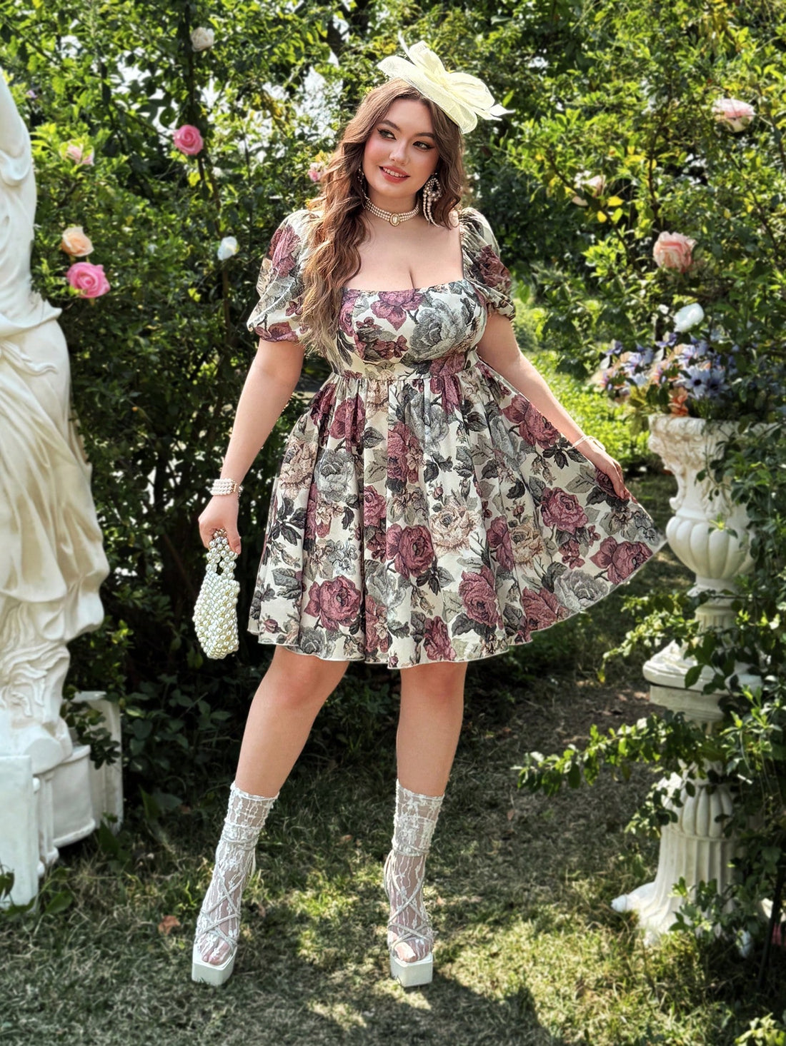 Get ready to turn heads in this Plus Size Elegant Vintage Floral Print Dress. With its timeless style and vintage floral print, this dress is perfect for any occasion. Embrace your curves and make a statement with this elegant yet playful dress.