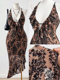 Experience the breathtaking fusion of heritage bohemian artistry and sharp, modern architectural tailoring. This stunning flounce-trimmed ensemble is meticulously designed for the woman who values a high-fashion, 