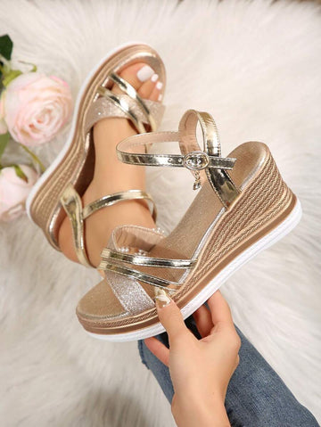 Step into summer fun with these Plus Size Rose Gold Criss-Cross Glitter Strap Wedge Sandals! Their sparkling straps add a touch of glam, while the comfortable wedge heel keeps you ready for beach adventures or sunny strolls. Perfect for adding a playful shine to any outfit, these slides combine style and comfort effortlessly.