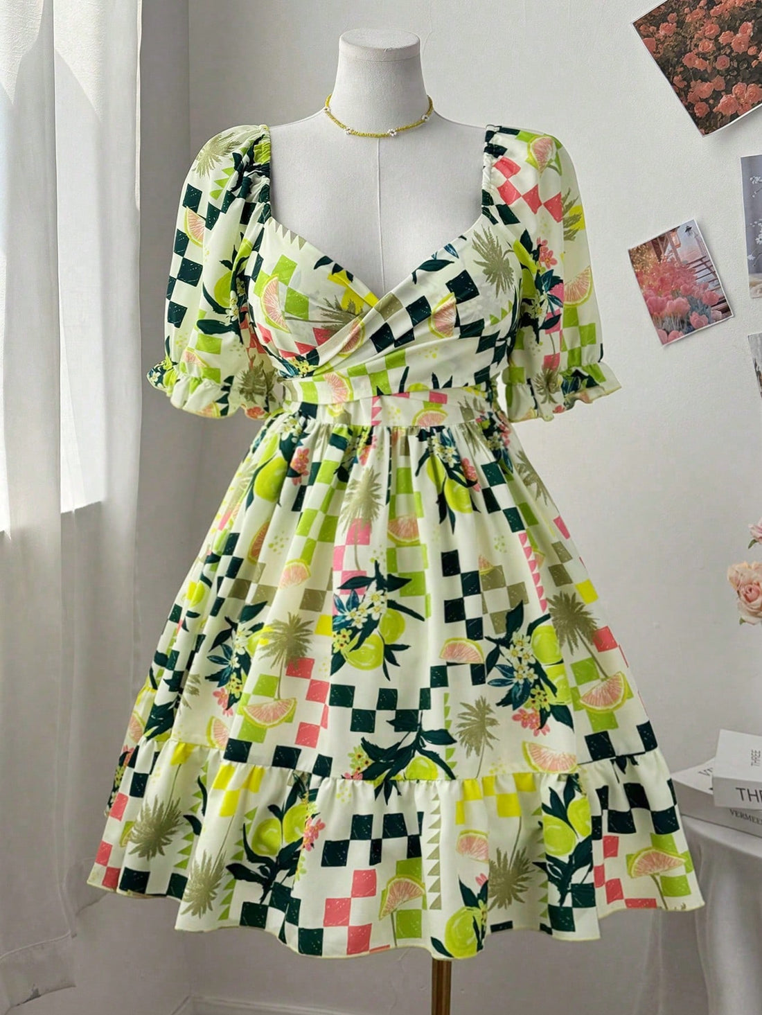 Celebrate your curves with this playful plus size midi dress featuring a charming sweetheart neckline and puff sleeves. The vibrant fruit print adds a fresh, fun twist to casual elegance, perfect for sunny days or weekend outings. Designed to flatter and flow, it’s your go-to dress for effortless style and comfort.