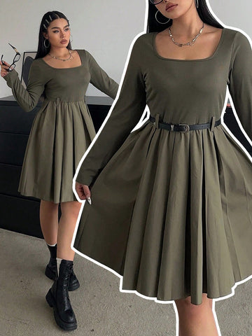 Get ready for a playful twist on retro college style with our Plus Size Utility Crew Neck Dress. This A-Line dress features a military green hue and long sleeves, perfect for those cooler days. Embrace your unique sense of fashion with this quirky and fun addition to your wardrobe!