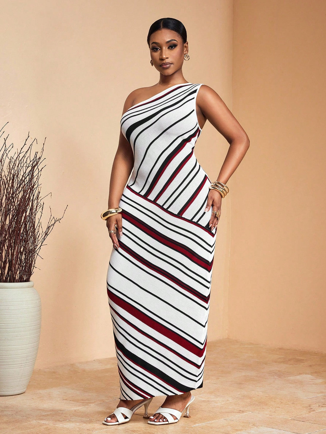 Step into sunshine with this Plus Size Vintage Western Striped Bodycon Maxi Dress, made for those spring and summer celebrations! Its flattering bodycon fit embraces your curves while playful stripes and a vintage vibe bring out your wild side. Lightweight and breezy, it’s perfect for dancing under the sun or sipping lemonade on warm evenings. Celebrate your style with a dress as fun and vibrant as you are!