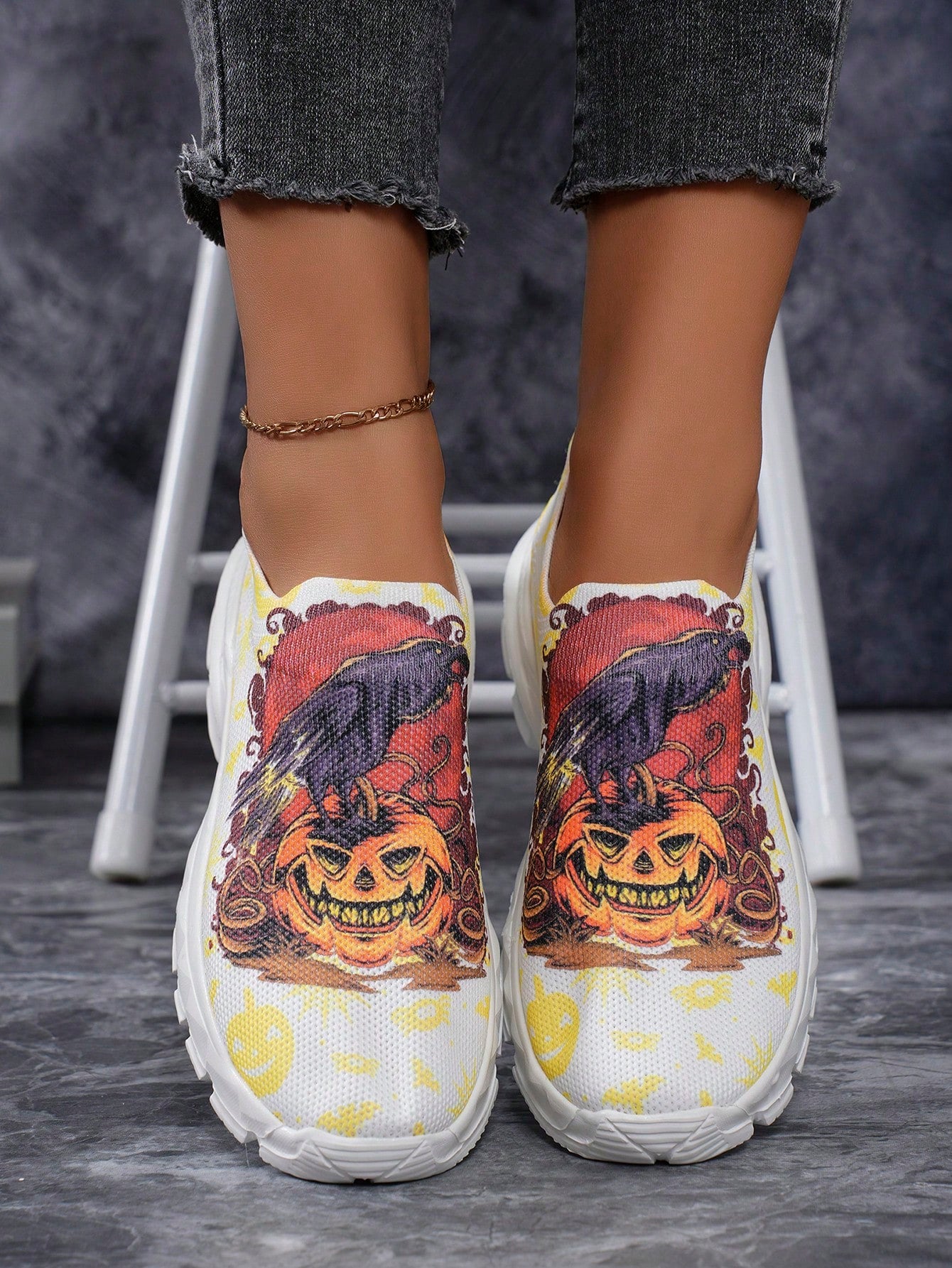 These Pumpkin Patch Ghost Print Casual Athletic Sneakers are both lightweight and comfortable, making them perfect for all-day wear. With a festive pumpkin patch ghost print, they add a touch of fun to your outfit. Step out in style and comfort with these athletic sneakers!