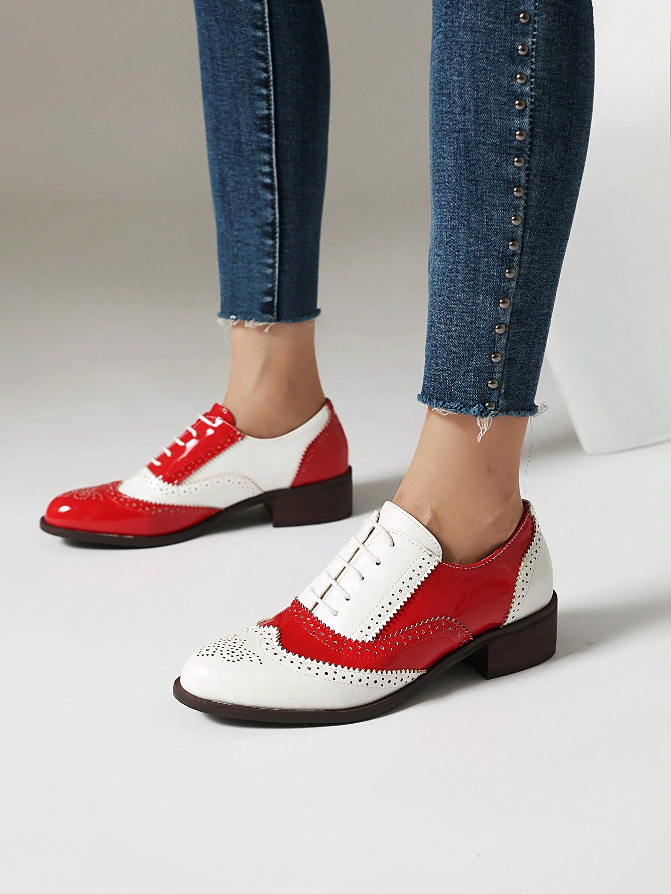 These Retro British Style Chunky Heel Brogue Oxford Shoes for Women combine the classic look of brogues with a contemporary chunky heel. Made with durable materials, these shoes offer a unique style and increased comfort. Perfect for any occasion, these shoes provide the perfect blend of style and functionality.