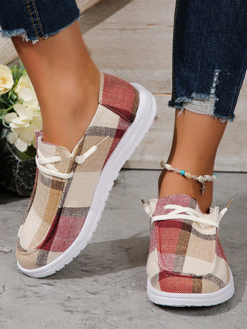 Step up your sneaker game with our Retro Plaid Lace-Up Sneakers! These lightweight, casual flats are perfect for any outdoor sports or everyday wear. Lace up and stand out with this trendy, retro plaid design. Comfort and style all in one!