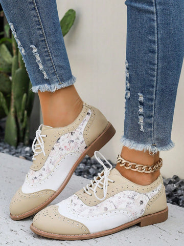 Experience the ultimate comfort with our Retro Style Color Block Round Toe Sneakers for 2024. These sneakers feature an innovative design that combines retro style with modern technology, providing superior comfort for your feet. Get ready to step into the future with these must-have shoes.