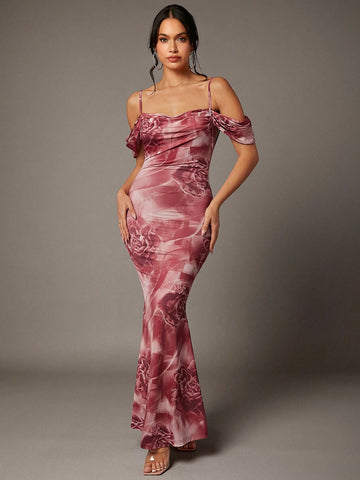 Get ready to turn heads with this Romantic Red Rose Print Off-Shoulder Mermaid Long Dress, perfect for Valentine's Day! The off-shoulder design adds a touch of romance, while the mermaid silhouette flatters your curves. Enjoy a playful and stylish look with this unique and eye-catching dress.