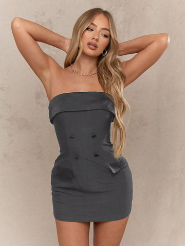 Take your fashion game to new heights with our Satin Strapless Tuxedo-Style Bandeau Bodycon Mini Dress! This chic and elegant dress features a sleek satin material and a trendy tuxedo-style bandeau top. Perfect for a night out on the town, this dress will make you stand out and turn heads. Chic and elegant, indeed!