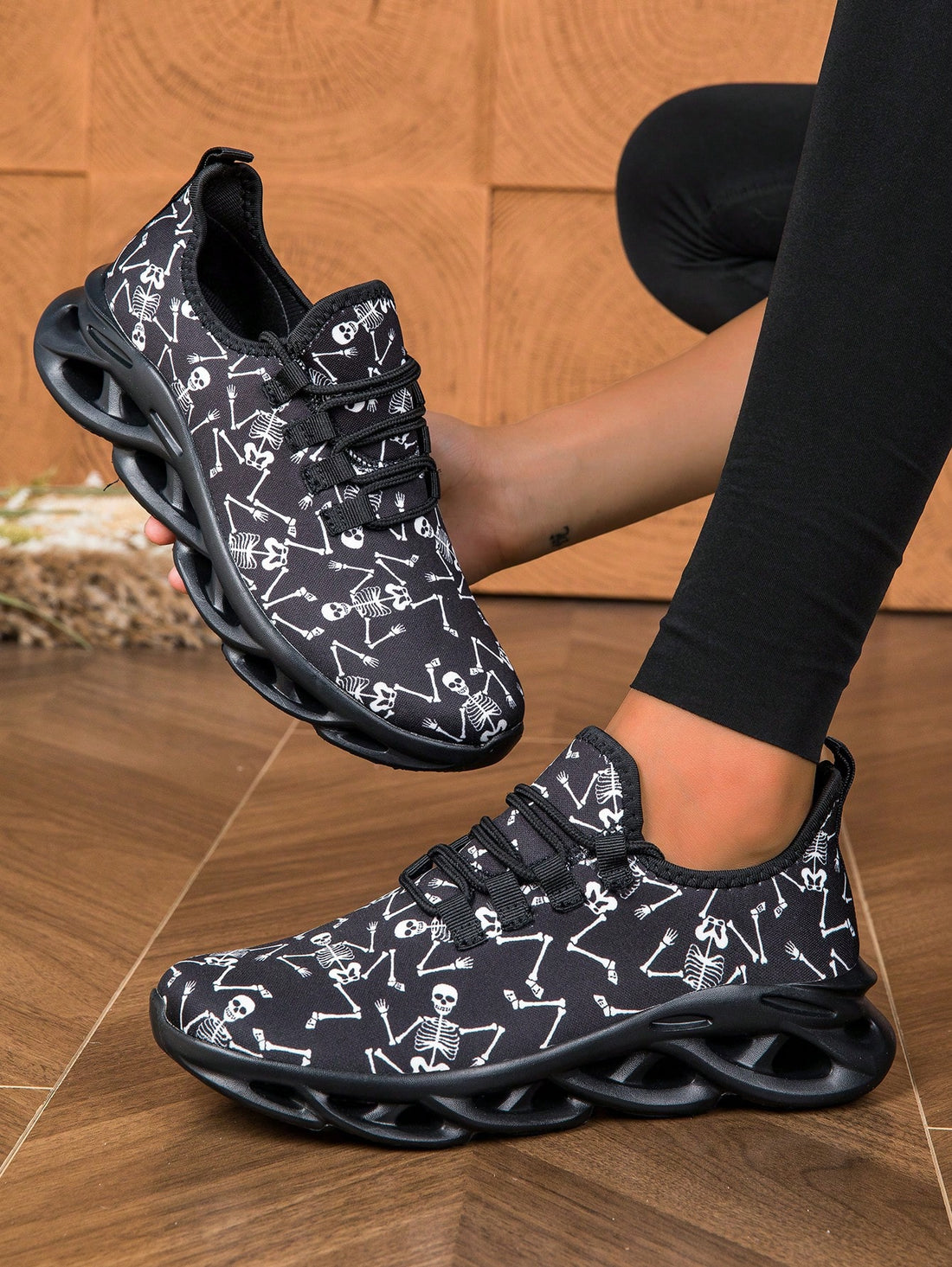 Elevate your Halloween style with Skull Print Halloween Sneakers. These spooky shoes feature a unique skull print design, adding a touch of horror to your outfit. With breathable comfort, you'll be able to show off your festive spirit all day long. Step into the season with these must-have sneakers.