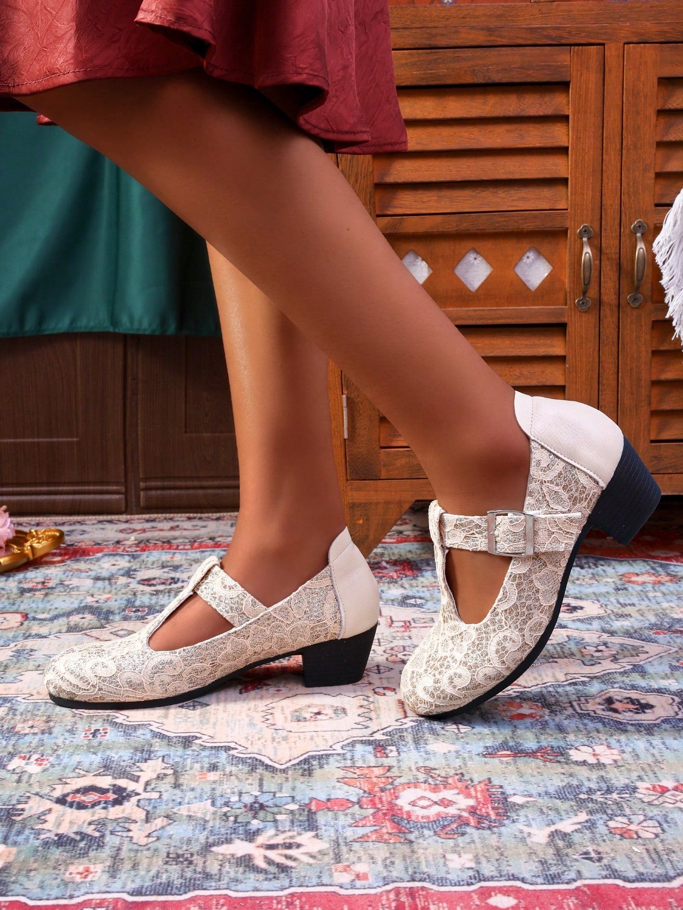 Step into effortless style with our Sparkling Elegance pumps. These mid-heel pumps feature glitter lace embroidery that adds a touch of sparkle to any outfit. Perfect for a night out or adding a playful touch to your work attire. Elevate your look with our Sparkling Elegance pumps!
