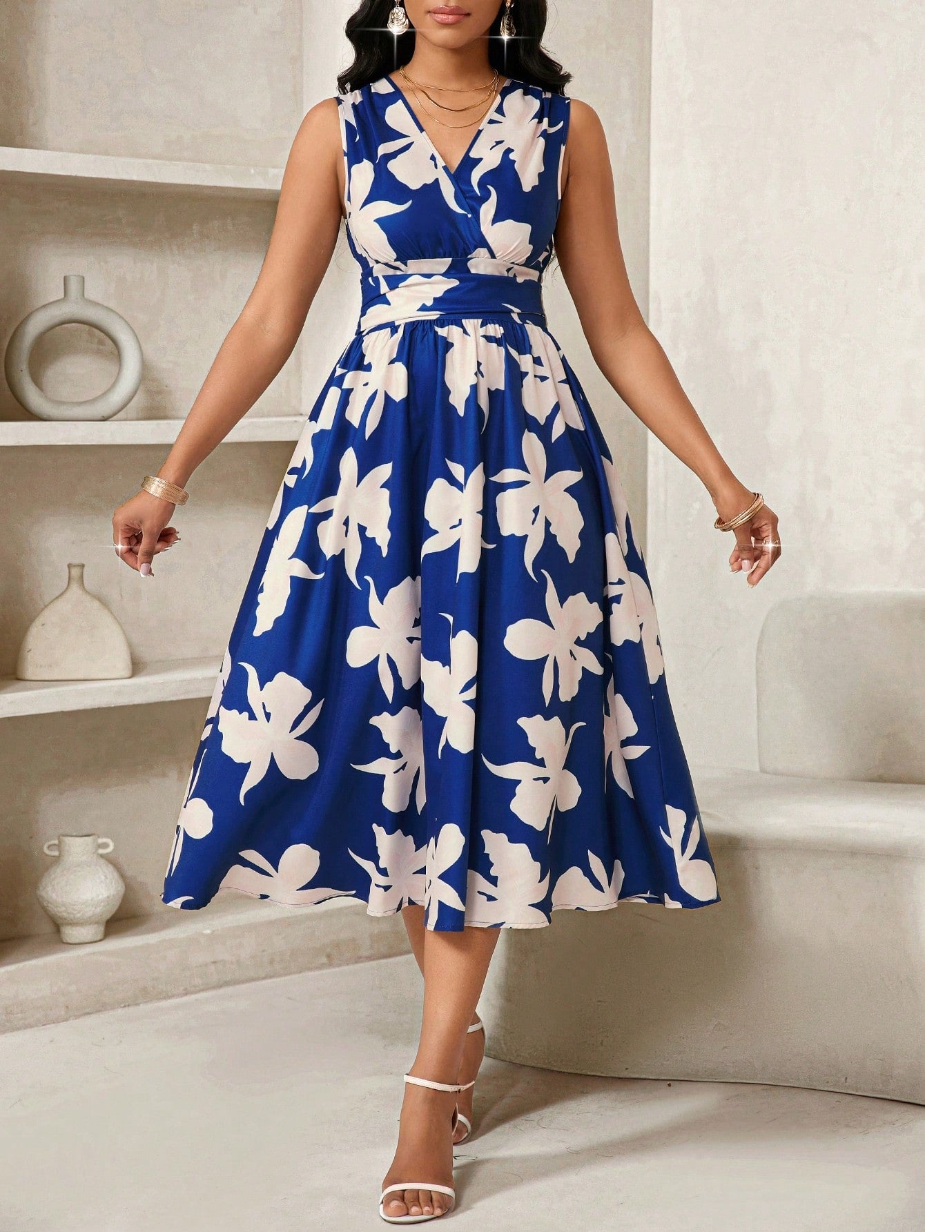 Spring and Summer Floral Sleeveless V-Neck Dress for Ladies