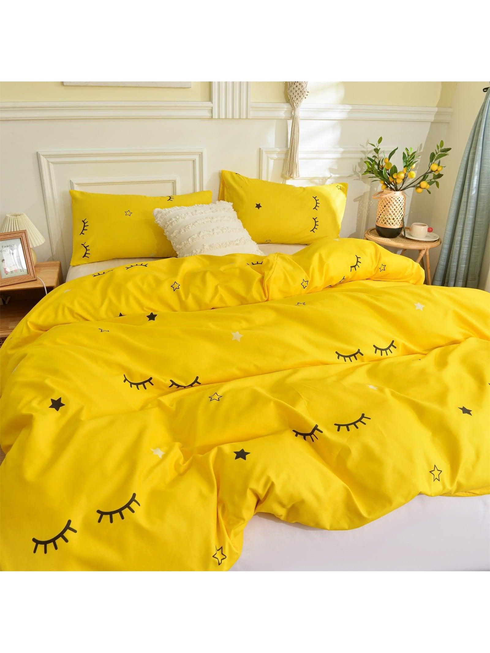 Elevate your bedroom with our Starry-Eyed Dreams duvet cover set. Each set includes 3 pieces, featuring a charming eyelash and star pattern. Made with premium materials for ultimate comfort and style. Transform your room into a dreamy oasis with this elegant set.