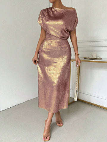 This Stunning Allurite Sequin Bodycon Dress features a zip back design and is perfect for glamorous nights. The alluring sequins add a touch of glamour, while the slim and sleek bodycon fit accentuates the figure. Make a statement at any event with this stunning dress.