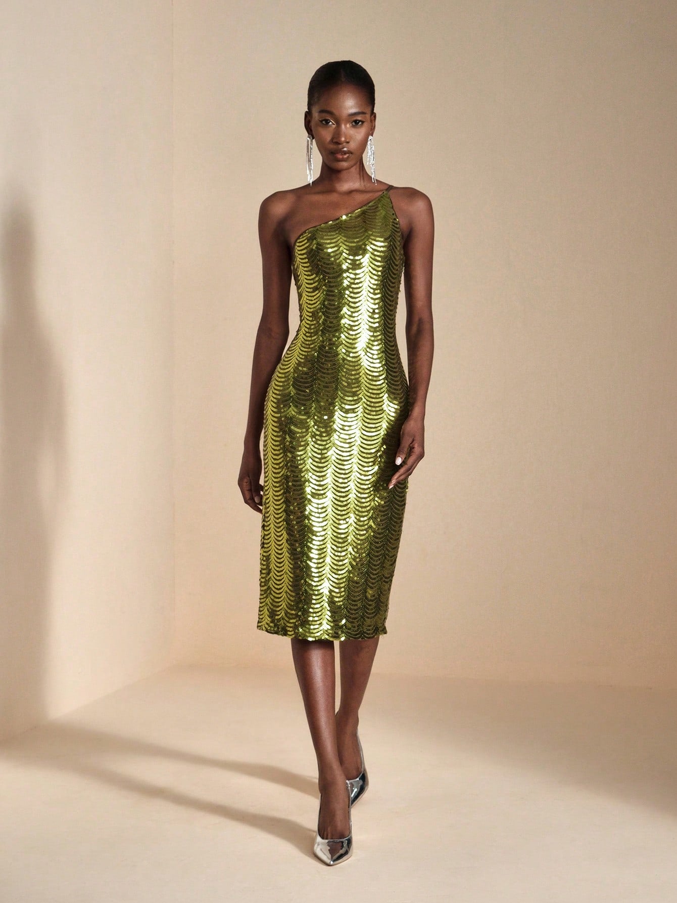 Stunning Asymmetric Sequin Bodycon Midi Dress with Slit