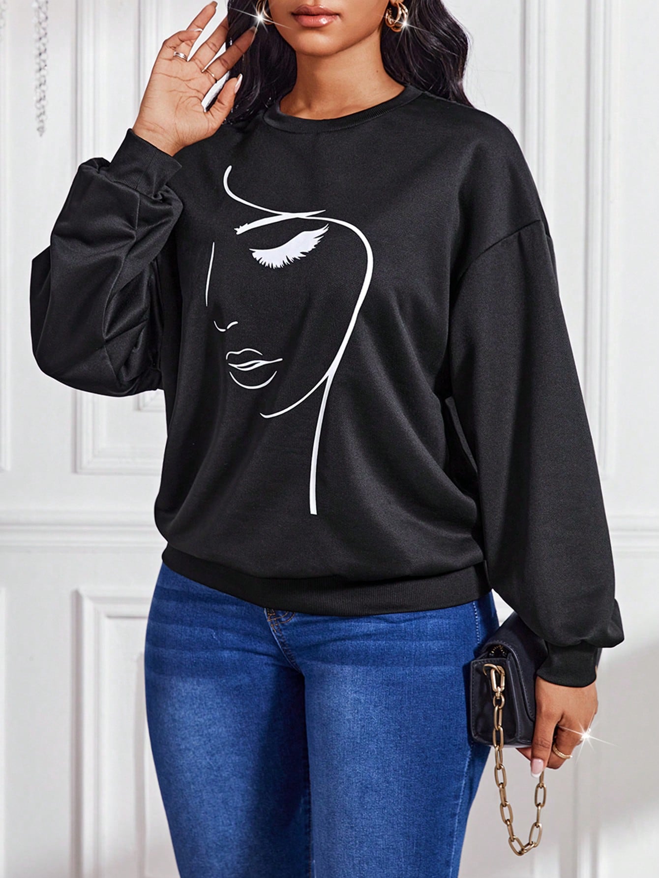 Add some holiday cheer to your wardrobe with our Stylish Black Long Sleeve Christmas sweatshirt! Perfect for casual autumn and winter days, this top is sure to keep you cozy and stylish. A must-have for any fashionable woman this season!