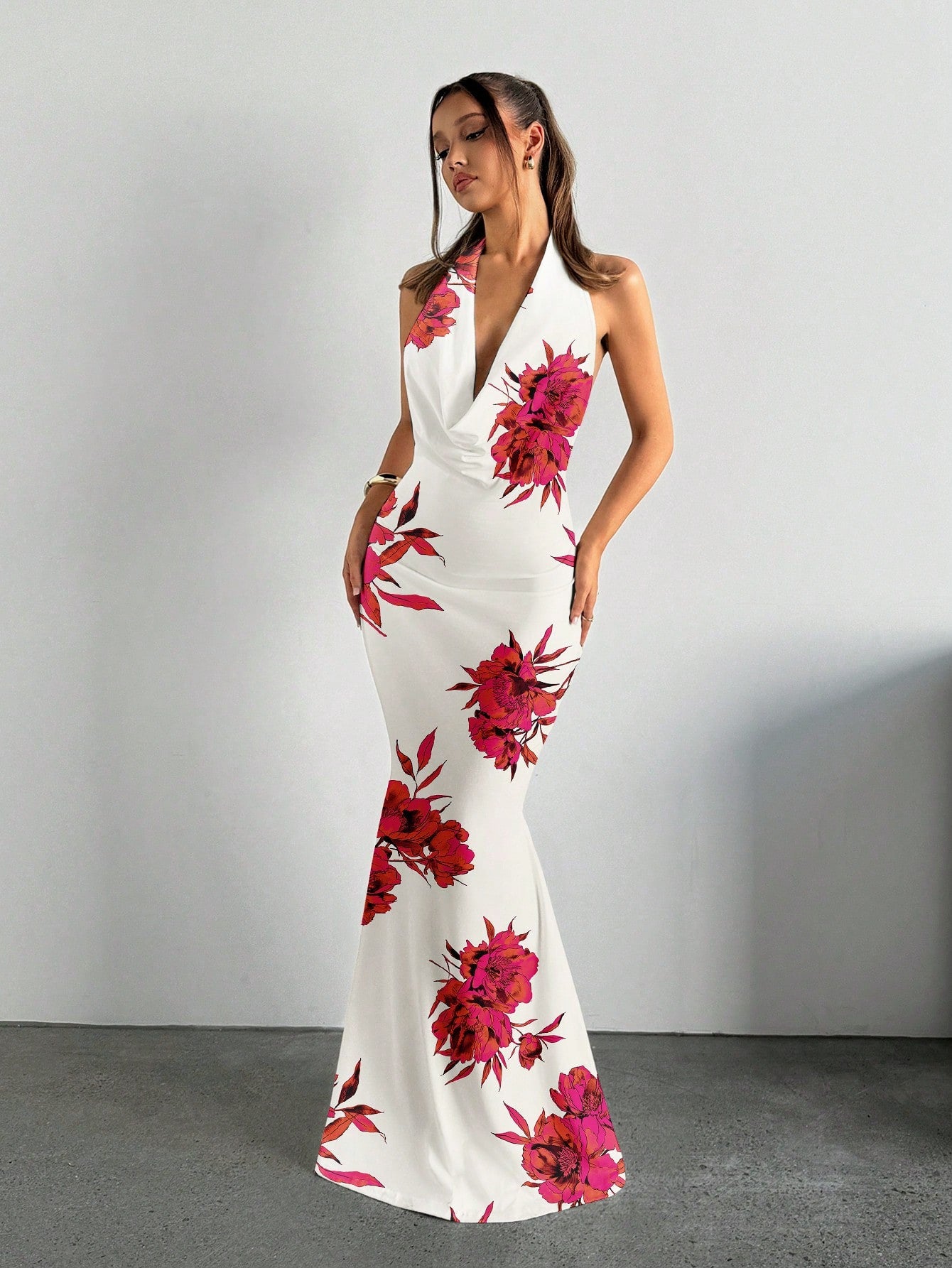 Upgrade your summer look with our Stylish Casual Full Print Dress! Made with a draped neckline and full print design, this dress is perfect for beach trips and vacations. Add a touch of elegance to your wardrobe and stand out in style.