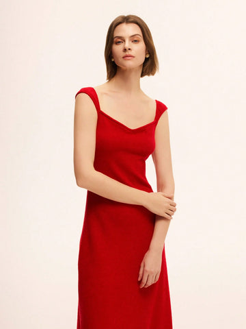 Turn heads with this Stylish Green French Bodycon Dress, designed to hug your curves and highlight your confidence. Its vibrant green shade adds a fresh twist to classic elegance, making it perfect for nights out or special occasions. Feel sexy and chic while embracing a playful, sophisticated vibe that’s sure to make a lasting impression.