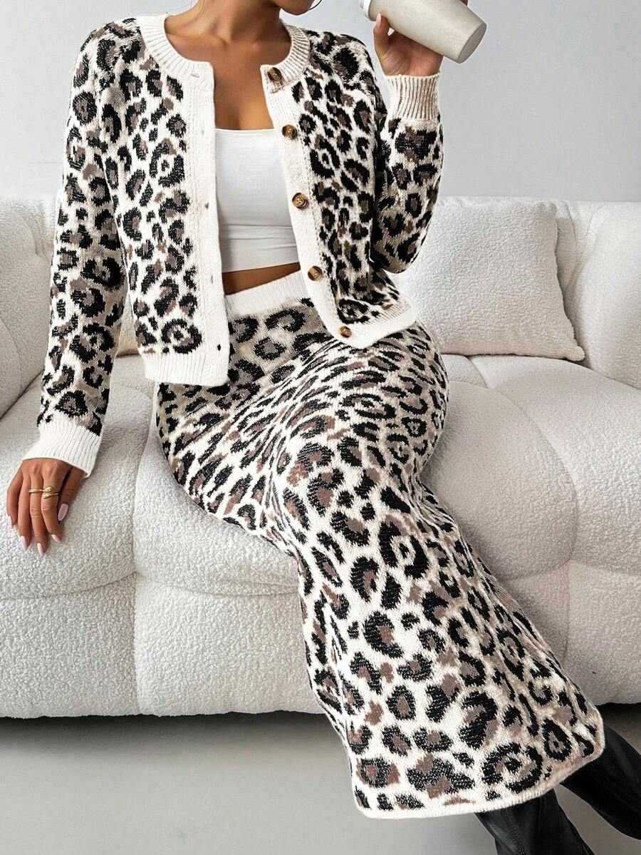 Unleash your wild side with this effortlessly chic leopard print two-piece set! Featuring a relaxed, loose fit that moves with you, this outfit is your go-to for laid-back days that still turn heads. The classic leopard pattern adds instant personality to any casual wardrobe, while the comfortable silhouette keeps you feeling confident and free. Perfect for coffee runs, weekend hangouts, or whenever you want to serve style without the fuss. Mix, match, or wear together—this versatile duo adapts to your vibe