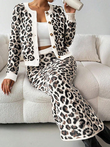 Unleash your wild side with this effortlessly chic leopard print two-piece set! Featuring a relaxed, loose fit that moves with you, this outfit is your go-to for laid-back days that still turn heads. The classic leopard pattern adds instant personality to any casual wardrobe, while the comfortable silhouette keeps you feeling confident and free. Perfect for coffee runs, weekend hangouts, or whenever you want to serve style without the fuss. Mix, match, or wear together—this versatile duo adapts to your vibe