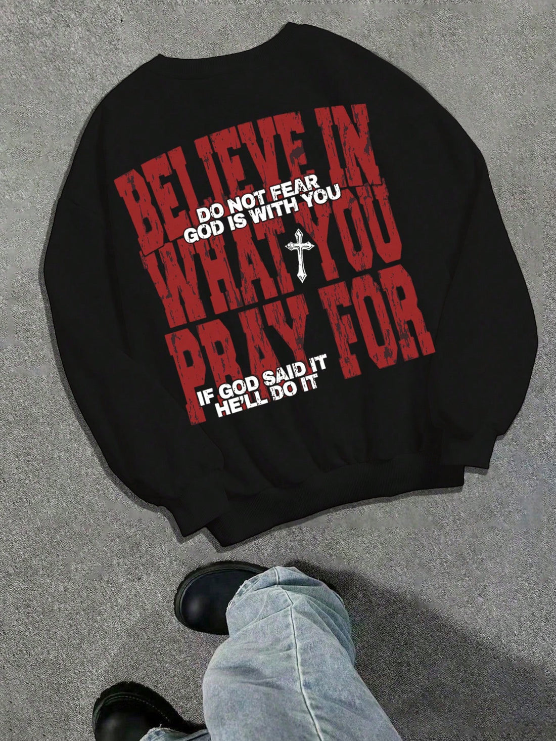 Looking for effortless style? Look no further than our Stylish Minimalist Pullover Sweatshirt! With a sleek, minimalist design, this sweatshirt is perfect for your daily wear needs. Say goodbye to fuss and hello to effortless style with this must-have item in your wardrobe!