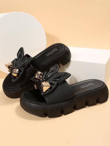 Step out in style and comfort with these Stylish Plus Size Elevated Bowknot Slippers. Designed for summer fun, they’re perfect for indoors, beach days, or casual outings. The charming bowknot adds a flirty touch, while the elevated sole gives you a playful lift. Lightweight and easy to slip on, these slippers keep your feet cool and comfy all day long. Elevate your summer vibe with a pair made just for you!