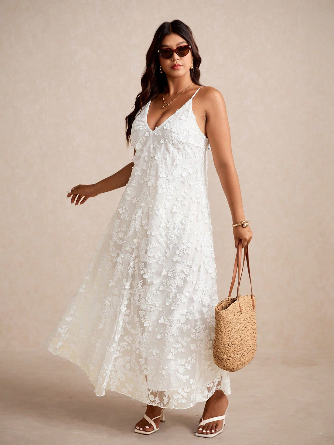 Step into sunny days with this Stylish Plus Size Solid Color Spaghetti Strap Summer Dress designed for effortless comfort and chic vibes. Its breathable fabric and flattering cut keep you cool and confident while you turn heads. Perfect for brunches, beach walks, or dancing in the warm breeze—this dress makes summer your runway.