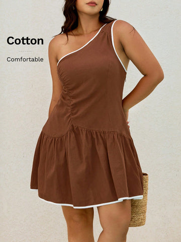 Step into summer with this playful plus size dress, designed to bring effortless elegance to your sunny days. The contrast binding adds a fun pop of detail, while the ruffled hem dances with every step you take. Lightweight and breezy, it’s perfect for everything from beach strolls to casual brunches. Embrace your curves and let this dress become your go-to for stylish, comfortable summer vibes.