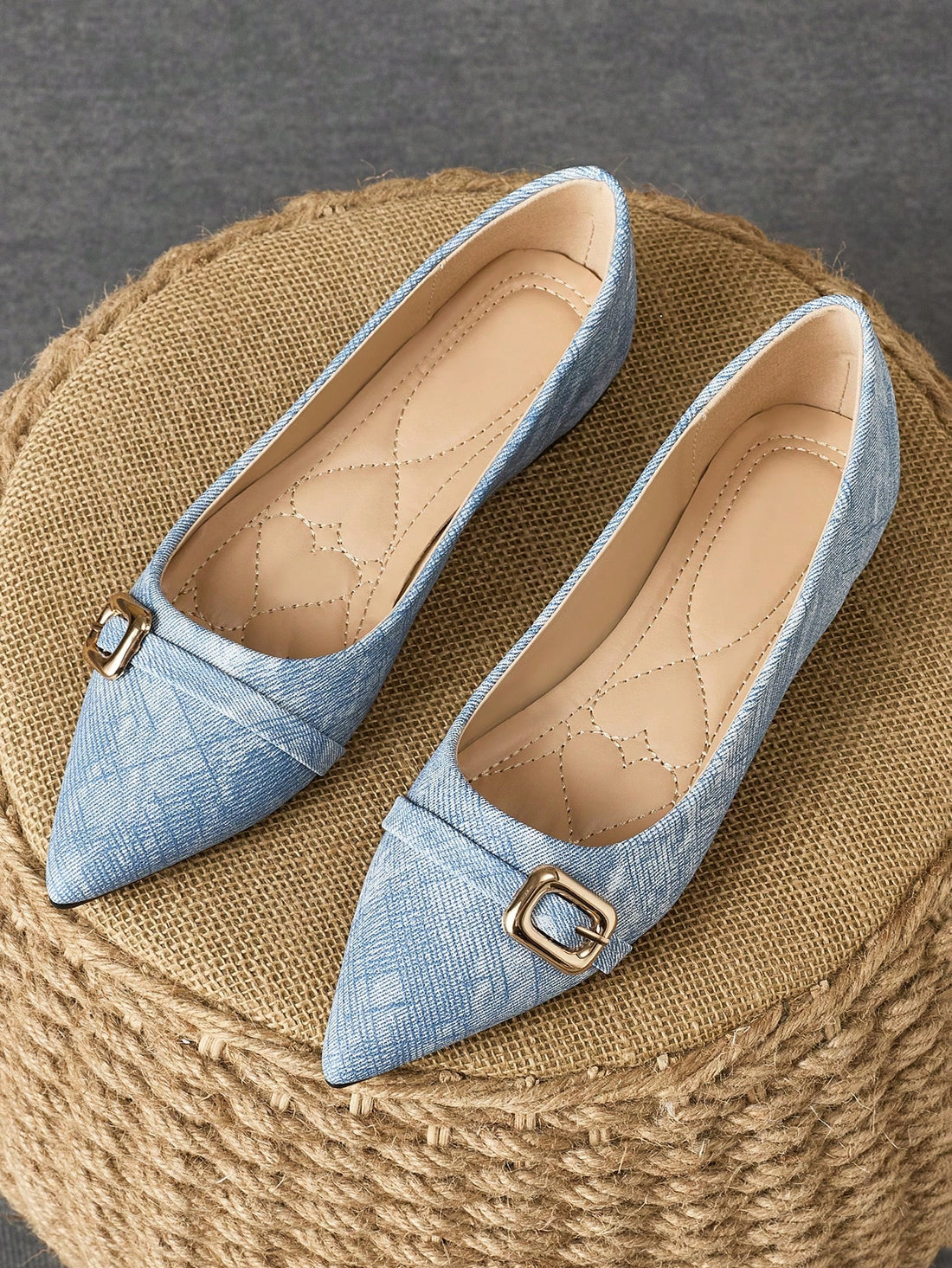 These stylish purple pointed toe flat shoes are perfect for dancing, parties, and outdoor activities. Featuring a buckle strap, these shoes offer both style and security. Made with high-quality materials, these shoes are durable and comfortable for long wear.