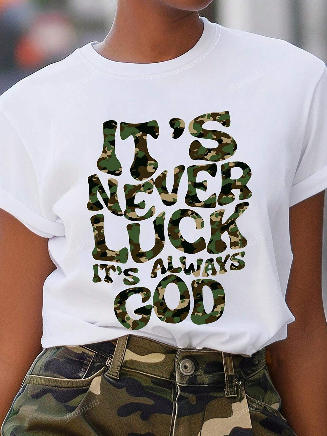 Elevate your casual style with this effortlessly chic round neck t-shirt. Featuring a stylish solid color design and short sleeves, this tee is perfect for any laid-back occasion. Dress it up or down, this t-shirt will add a touch of sophistication to your wardrobe.