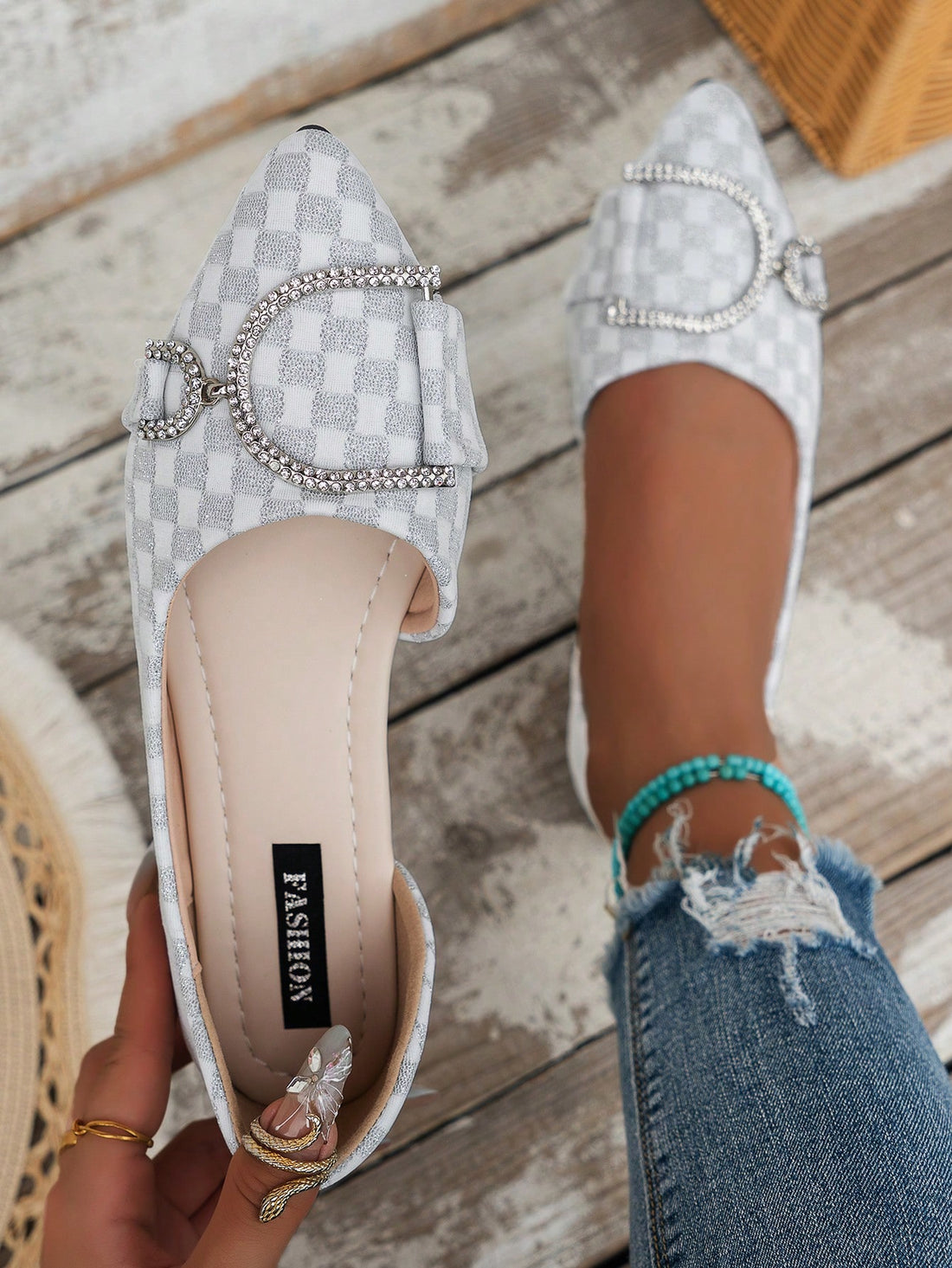 These stylish spring flat shoes feature a sleek metal buckle decoration, perfect for adding a touch of elegance to your shopping trips, parties, and gatherings. Enjoy both fashion and comfort with these versatile shoes.